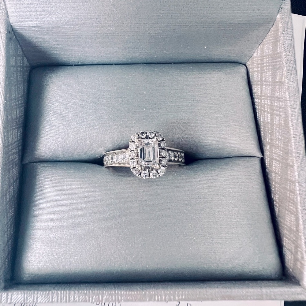 EUC 14k 1 CTTW ✨Diamond✨ Ring